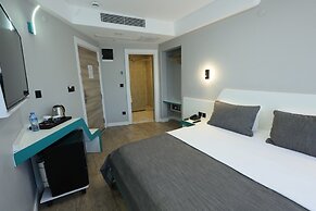 Midis Otel
