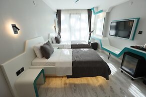 Midis Otel
