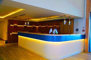 Ramada Encore By Wyndham Zomin