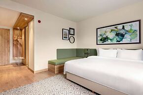 Wyndham Garden Zomin