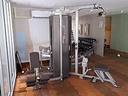 6D - 3 Bedroom Downtown Apartment With Shared Pool