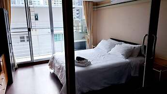 6D - 3 Bedroom Downtown Apartment With Shared Pool