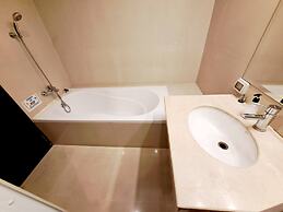 6D - 3 Bedroom Downtown Apartment With Shared Pool