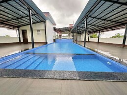 La Baga Beach Hotel