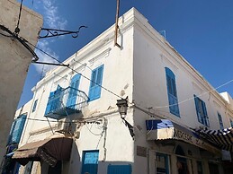 Dar Lola