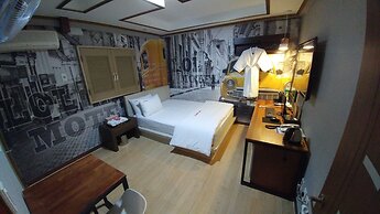 LOL Motel