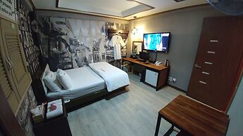 LOL Motel