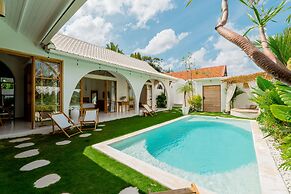 Villa Kanopi