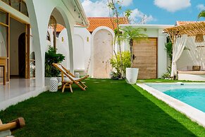 Villa Kanopi