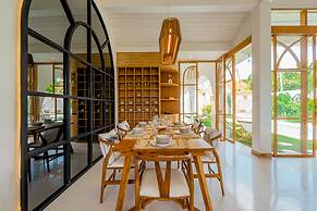 Villa Kanopi