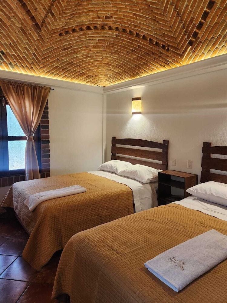 Hotel Santa Irene