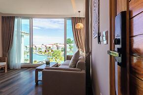 Vannee Golden Sands Beachfront Resort