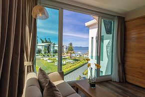 Vannee Golden Sands Beachfront Resort