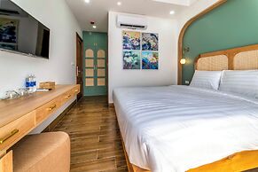 Lotus Home Hillside