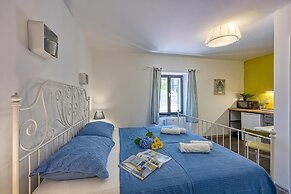 Blue Studio Apartment