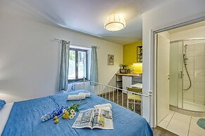Blue Studio Apartment