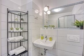 Blue Studio Apartment