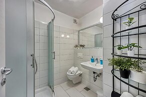 Blue Studio Apartment