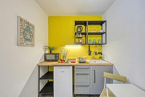 Blue Studio Apartment