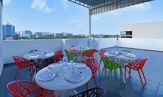 Itsy Hotels Silver Keys