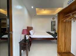 Pilot Hotel