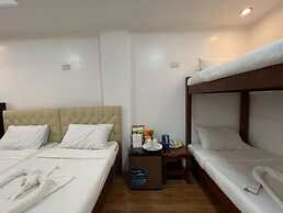 Pilot Hotel