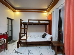 Pilot Hotel
