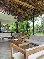 Dawn Patrol Hostel