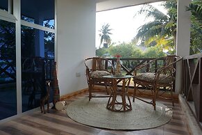 Cocolala Beach House