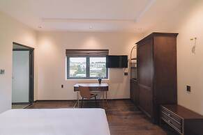 Sunset Hill Hotel