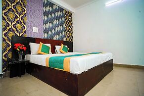 Hotel Aditya Inn
