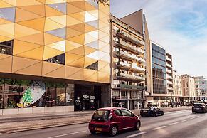 Hamilius Apartments