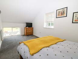 3 Pensyflog Barns
