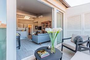 Casa Marta in Lucca With 2 Bedrooms and 1 Bathrooms