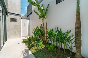 Villa Vantage 7