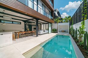 Villa Vantage 7
