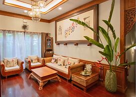 Rich Garden House Hotel