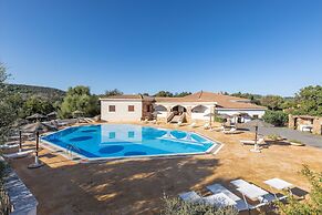 Chic Villa Antonina One Bedroom Sleeps 4
