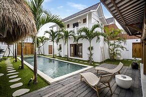 Villa Mimpi by Alfred in Bali