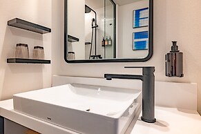 Nozo Hotel