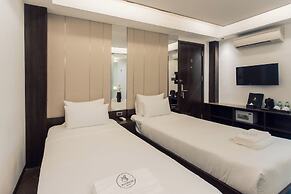 Riverside Hotel