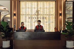 Riverside Hotel