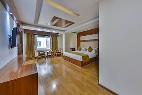 Hotel Six Seasons