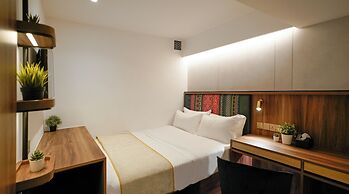 ST Signature Bugis Middle
