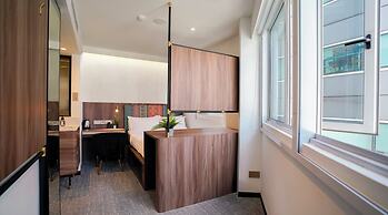 ST Signature Bugis Middle
