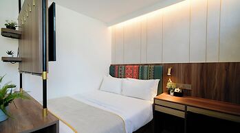 ST Signature Bugis Middle