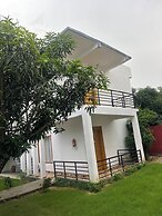 THE WHITE OAK CORBETT SPA & RESORT