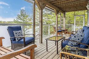 Muskoka Lakeshore Cottage Bliss