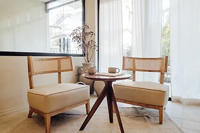 Thymises Boutique Hotel