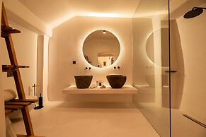 Twenty One Suites